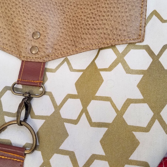 Rachel Elise Sachel Purse - Picture 3 of 5